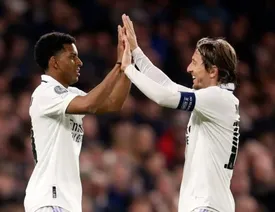 رفاقت حسرت‌برانگیز پدر و پسر رئال مادرید | یک فصل دیگر کنار همدیگریم