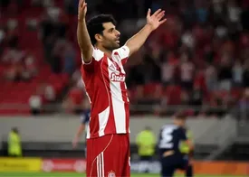 طارمی دل سرمربی المپیاکوس را برد