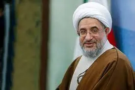 غرب از زنان شهوتران و بی حیثیت برای جوانان ما الگوسازی می‌کند