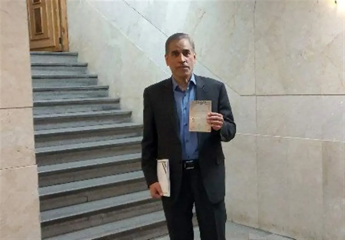 صادق خلیلیان: رئیس جمهور باید اقتصاددان باشد