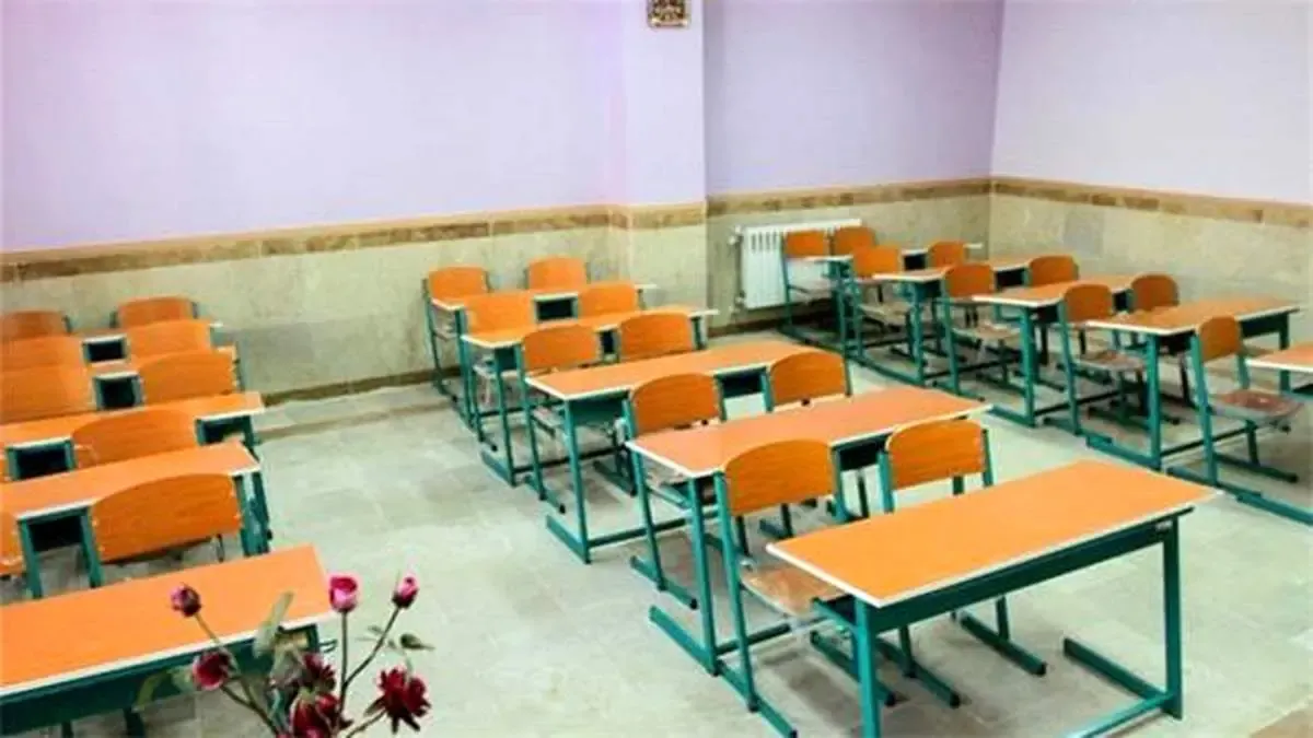 بازسازی و تجهیز مدرسه روستای کمکوه توسط فولاد ارفع