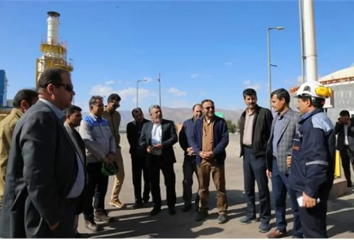 بازدید اساتید و کارکنان فنی و حرفه ای از  پتروشیمی لردگان