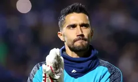 بازگشت کاپیتان استقلال به همراه دخترش