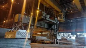 تعویض سیستم مگنت جرثقیل در واحد انبار شمش فولادسازی