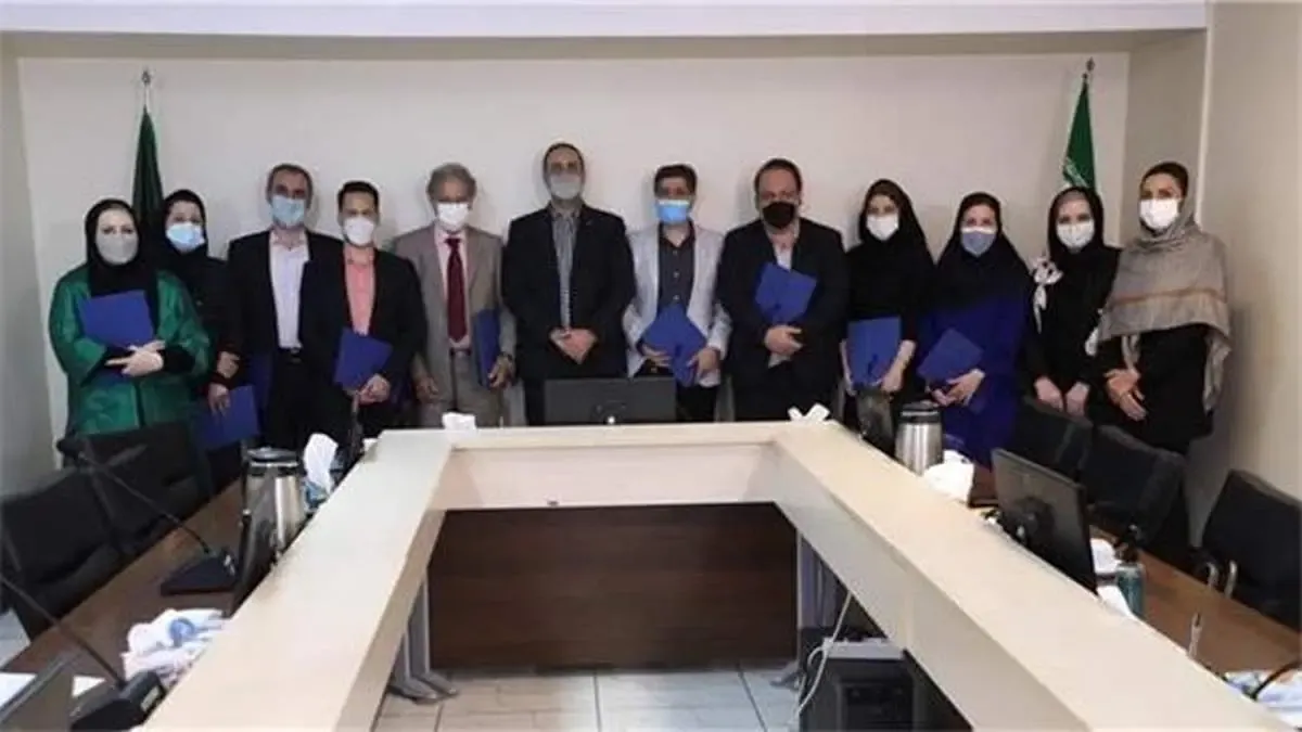 تقدیر از تیم تدوین سند پیشنویس طرح تحول و برنامه ملی هویت فضای مجازی