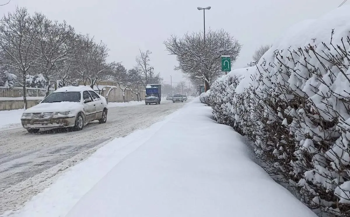 بارش برف شدید فردا دوشنبه 31 شهریور در این مناطق/ کاهش شدید دما