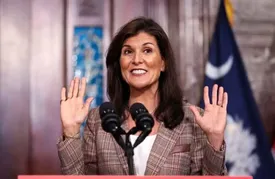 نیکی هیلی: به هیچ وجه از رقابت با ترامپ انصراف نمی دهم