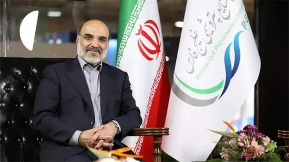 پیام آقای دکتر عـلی عسـکری مدیرعامل شـرکت صنـایع پتـروشیمی خلیـج فـارس به مناسبت “٨ دی، روز صنعت پتروشیمی”