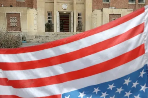 پنتاگون در خاورمیانه متمرکز شد؛ ترامپ گزینه‌های نظامی را روی میز نگه داشت