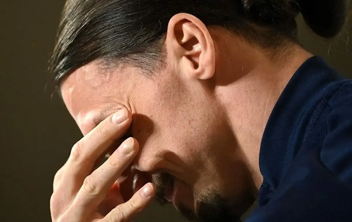 ببینید | اشک‌های بی‌امان زلاتان پس از خداحافظی رسمی از میادین فوتبال