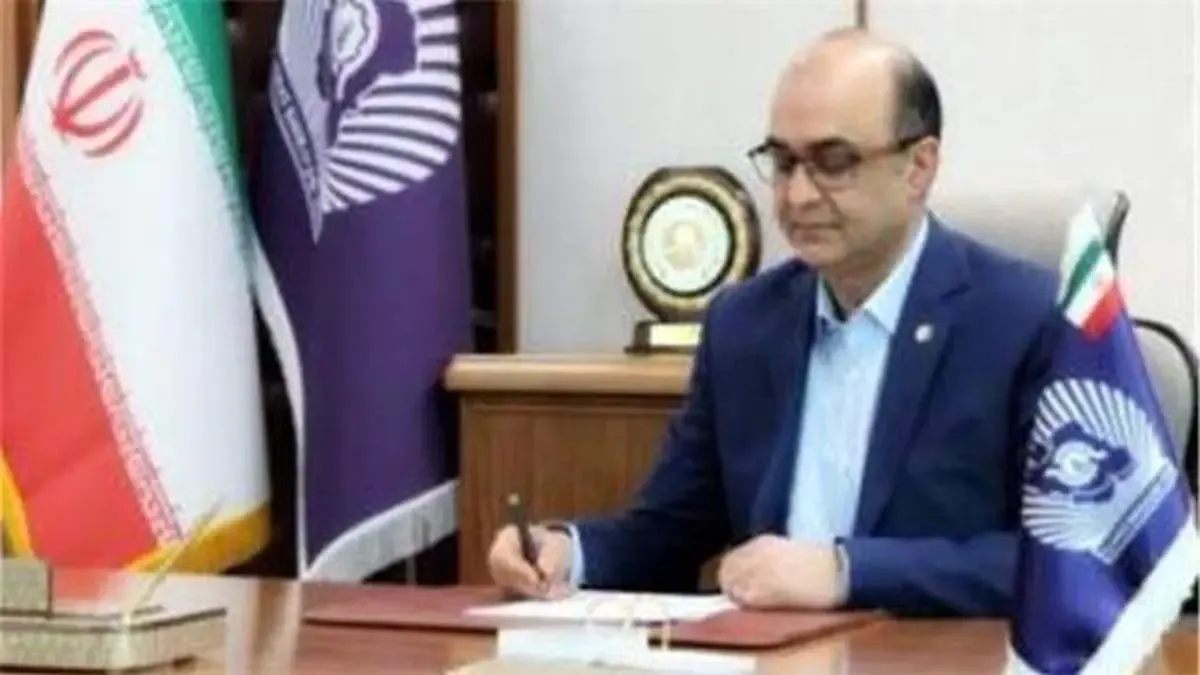 مدیرعامل بانک تجارت روز صنعت و معدن را تبریک گفت