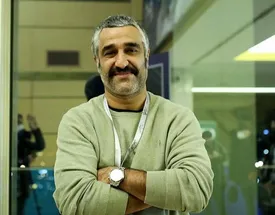 پژمان جمشیدی شاد و خندان در کنار خانواده در کانادا/ تصاویر