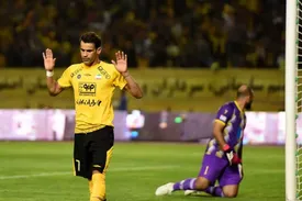 اخراج دو هفته‌ای عیسی آل کثیر از سپاهان!