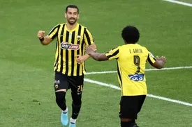 خرید یک مدافع چپ از سوی تیم آاک یونان / آیا موقعیت حاج صفی و محمدی در خطر است؟