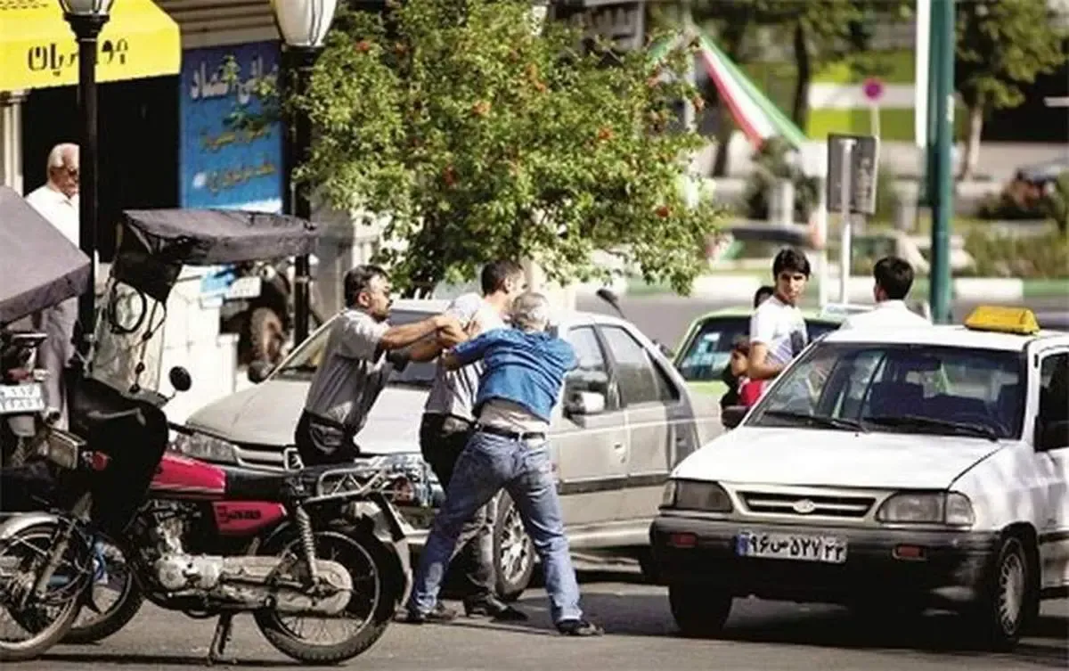 ریشه‌های افزایش خشونت؛ از دامن زدن به تفاوت‌های سیاسی و رشد مشکلات اقتصادی تا تئوریزه کردن خشونت