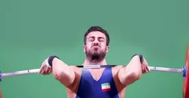 حذف کیانوش رستمی از  مسابقات جهانی وزنه‌برداری