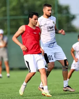 عیسی، عبدالکریم حسن و سیدجلال در تمرین پرسپولیس