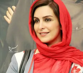 جشن تولد تلخ ماه چهره خلیلی/ اشکهای خانواده بر مزارش دنیا را تکان داد
