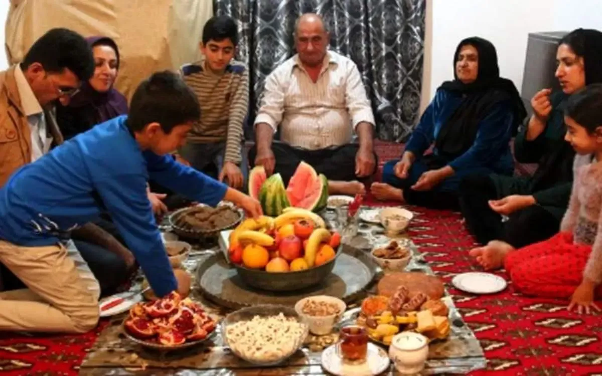 با پرخوری در شب یلدا راهی بیمارستان نشوید!