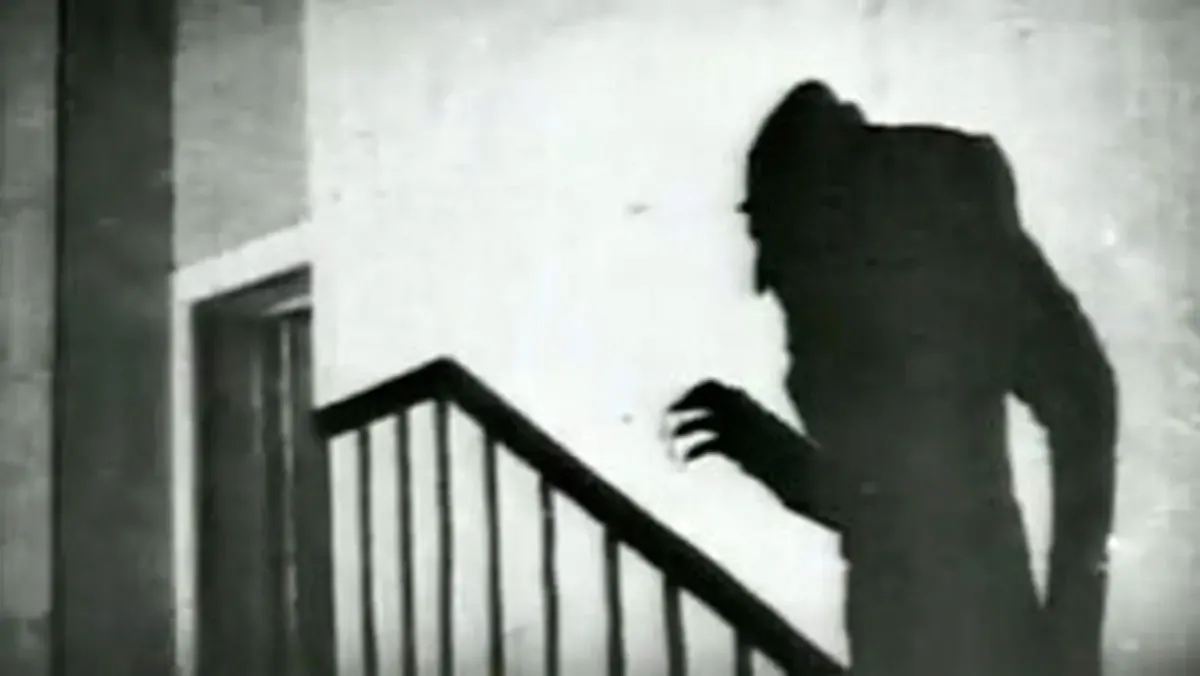 تنها بشری که در ماه دفن شده است / عکس