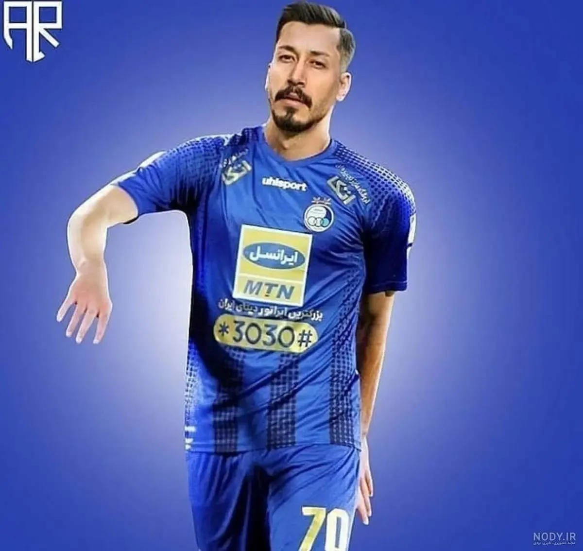 ببینید | پیراهن 4 استقلال بر تن بهتاش سریال پایتخت