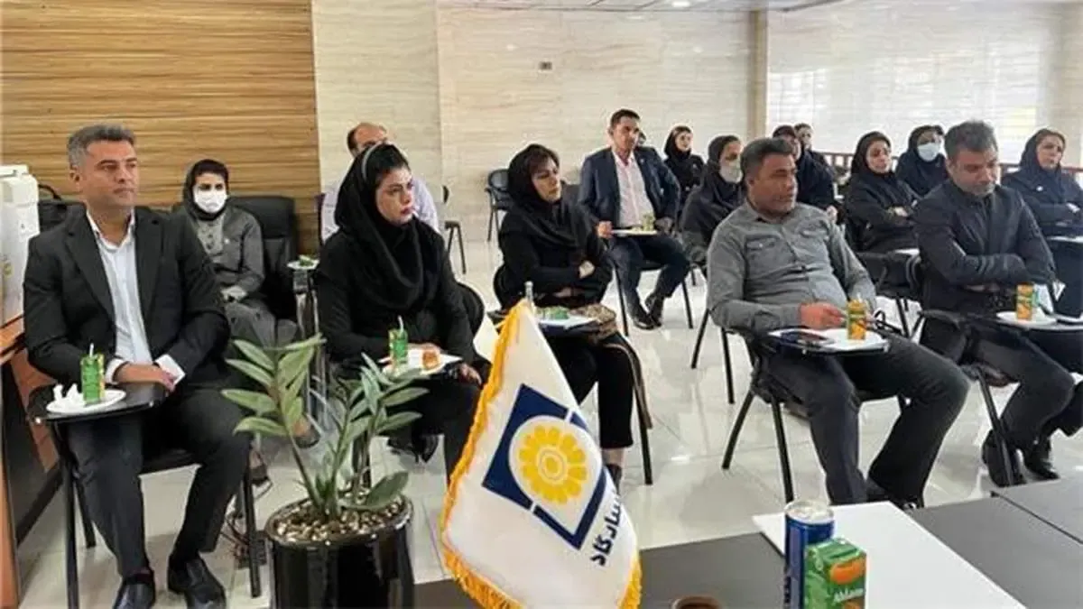 برگزاری جلسه پرسش و پاسخ بیمه های مسئولیت در منطقه ۱۵