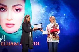 تیپ جدید الهام حمیدی در تونس/ عکس