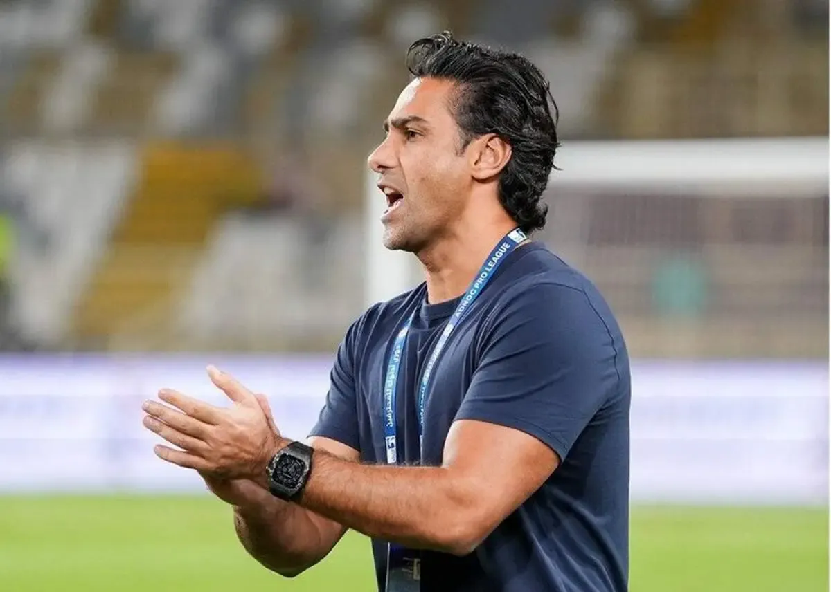 عکس / فرهاد مجیدی با مدافع رومانیایی درگیر شد