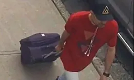 لحظه انتقال جسد مثله شده زن جوان در چمدان توسط مهدی پورباقی/ عکس