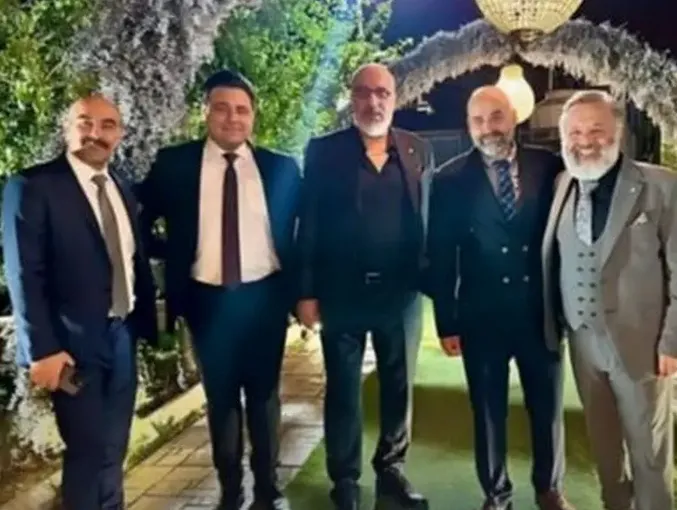 آقاخانی آقاخانی