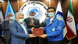 قرارداد تولید ۴۵ هزار خودروی تاکسی و وانت دوگانه‌سوز امضا شد