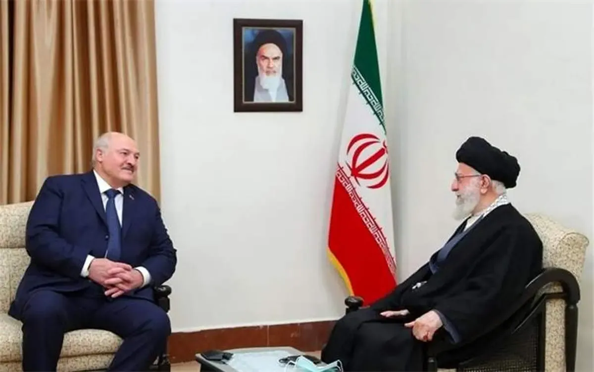 رهبر انقلاب: کشورهای مورد تحریم آمریکا باید با همکاری هم این حربه را از بین ببرند