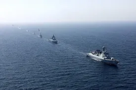 حمله امریکا به کشتی ایران ؟