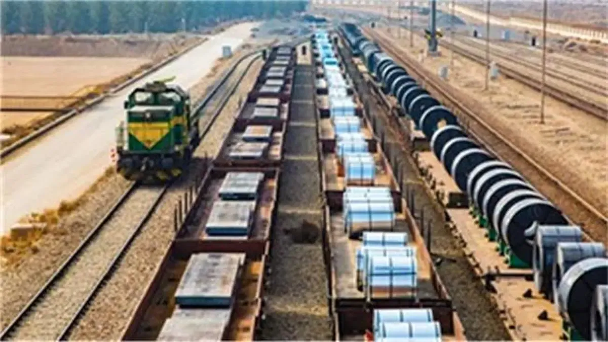 ثبت ركورد بارگیری و حمل ریلی تختال صادراتی در تیرماه 1400