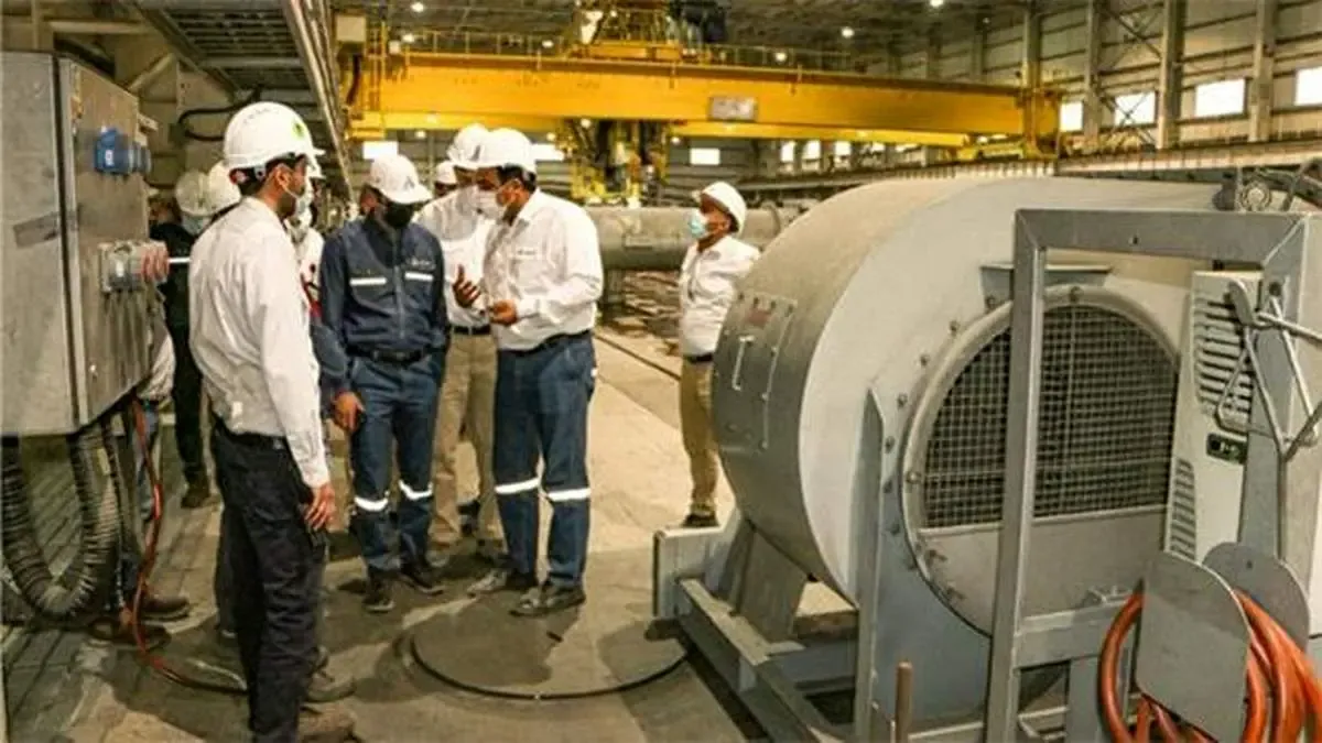 راه اندازی سیستم آتش شماره ۳ / بهره‌برداری از ظرفیت کامل واحد پخت آند سازی/شور و شعف در آستانه تولید 300 هزار تنی