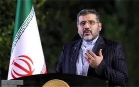خواستم اجازه دهند وزارت فرهنگ، متولی مدیریت مسائل هنرمندان باشد/ برخی توقع برخورد چکشی از وزارت ارشاد دارند/ با گفتوگو مشکل را حل میکنیم