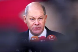 شولتس: آلمان همچنان به اسرائیل سلاح ارسال می‌کند