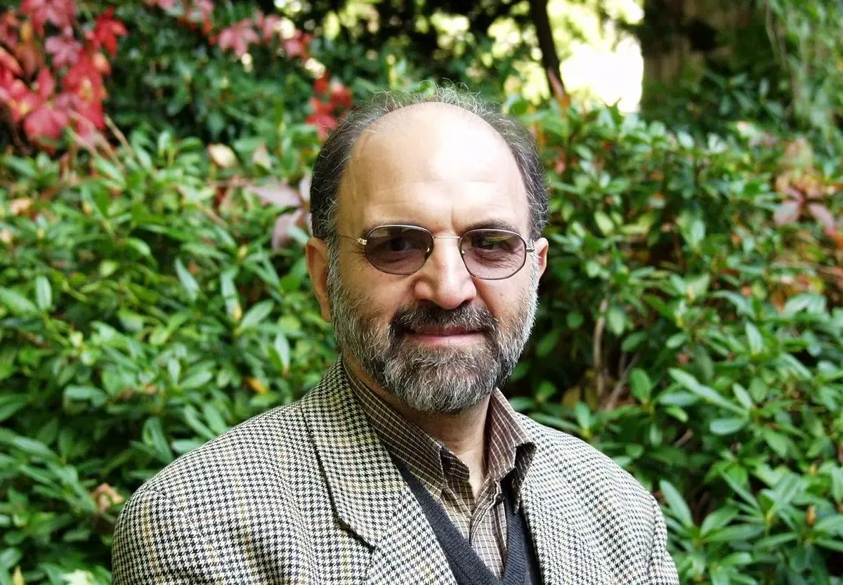 توصیهٔ انتخاباتی عبدالکریم سروش  با یک بیت شعر