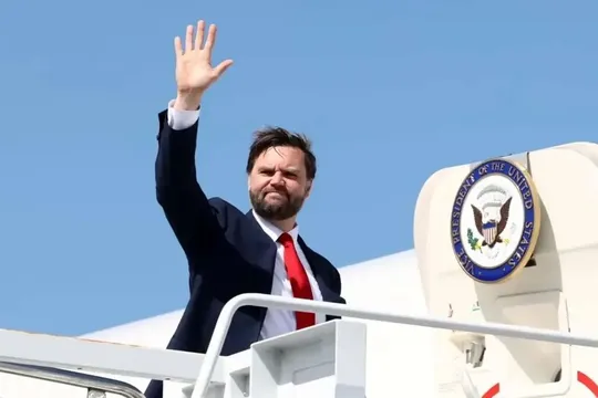 جی دی ونس وارد اسلام آباد شد