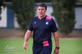 مربی استقلال پرسپولیسی ها را  تحقیر  کرد