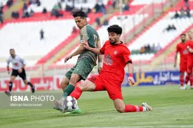 نخستین قهرمانی تاریخ تراکتور امشب روی می‌دهد؟