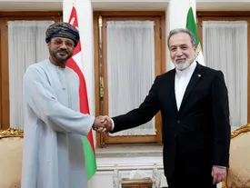 دیدار وزیر خارجه عمان با عراقچی در تهران