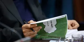 گذر از دالان تنگ کسری بودجه