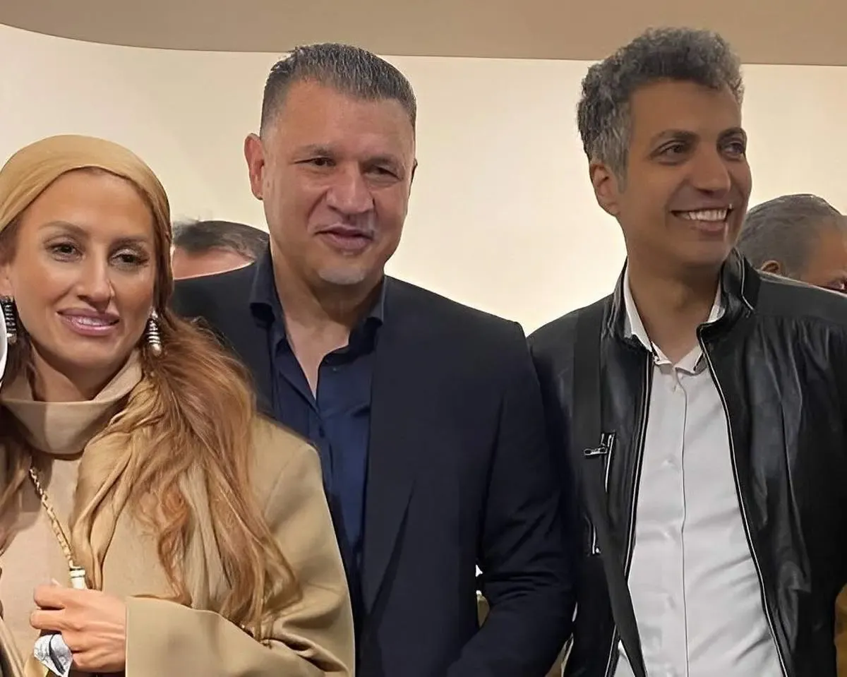 استایل جالب علی دایی کنار فردوسی‌پور/ عکس