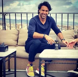 تفریح خاص فرهاد مجیدی در شارجه/ فیلم