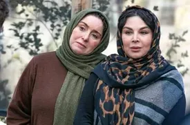 ببینید/ موتورسواری ژاله صامتی و شهره سلطانی