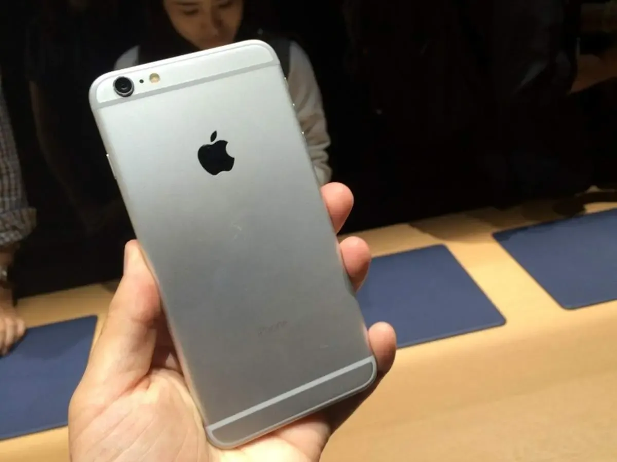 هشدار اپل به دارندگان آیفون/ هرگز گوشی خود را نفروشید!