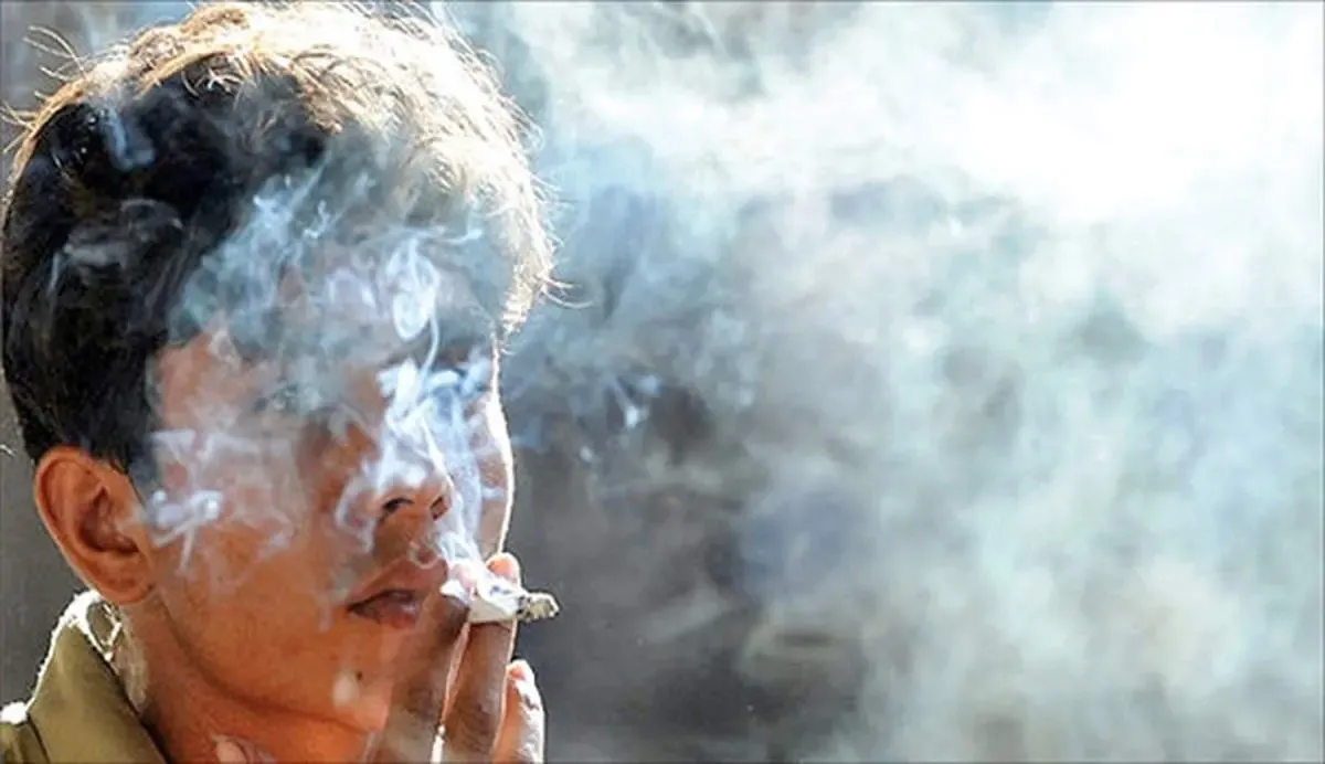 دانش آموزان بیشتر از همیشه گل می کشند!