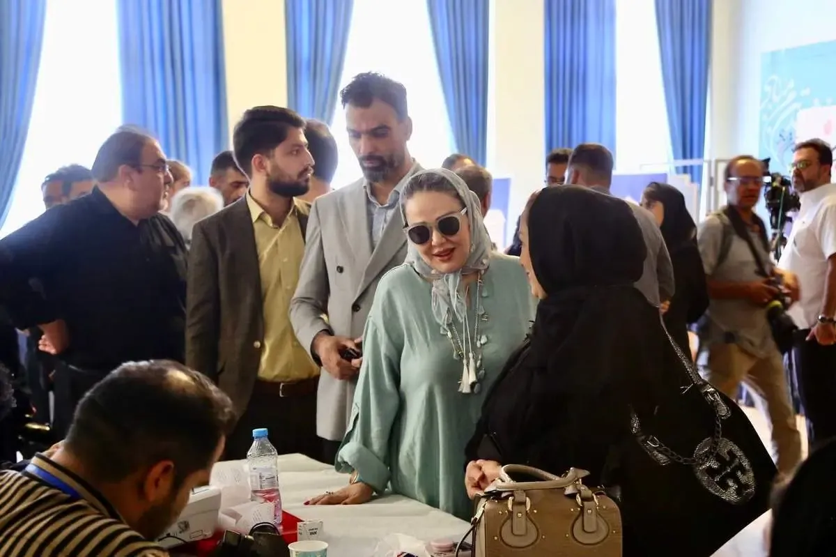 بهاره رهنما پای صندوق رای/ تصاویر