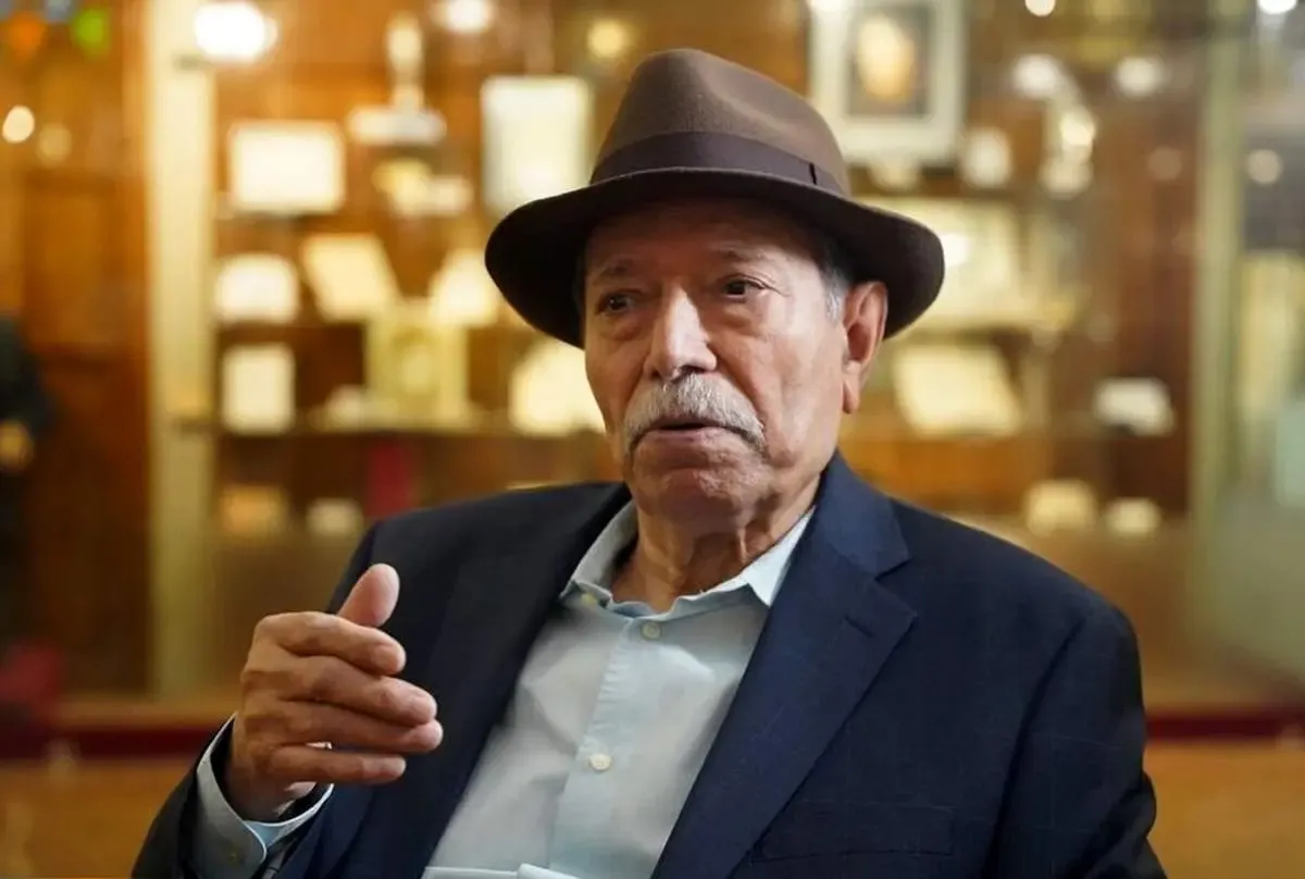 علی نصیریان: همسرم فرش زیر پایش را به خاطر من فروخت/ بعد از فوتش ۳ روز اشک می‌ریختم